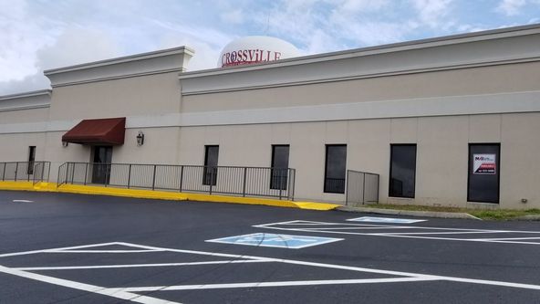 Cumberland Plaza: 100 Cumberland Plaza, Crossville, TN 38555